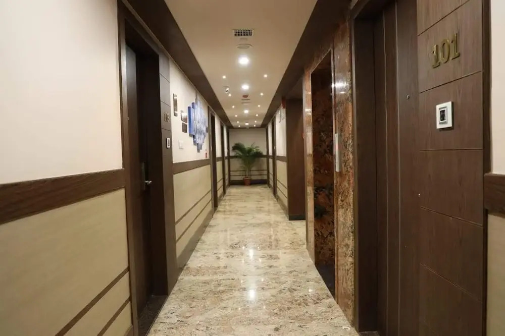 Aaccord Suites Inn