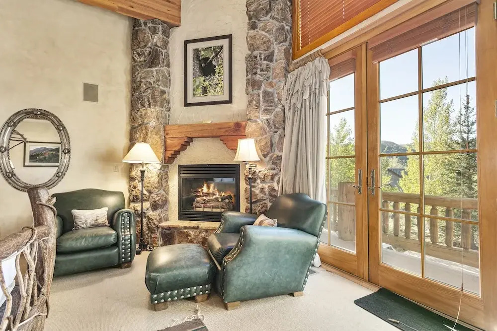 Thistle Drive Home at Deer Valley Resort - 4 Bedroom Home #3020 4 Condo
