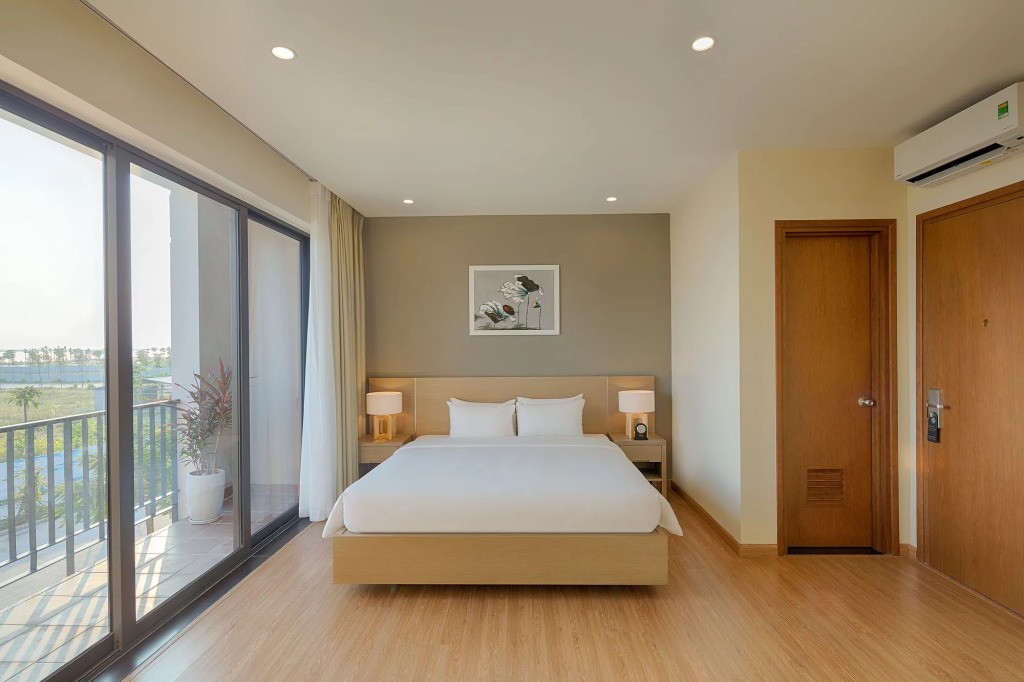 Royal Lotus Ha Long Resort and Villas