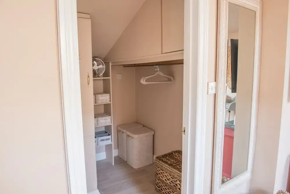 Toothbrush Apartments - 2 Bed House