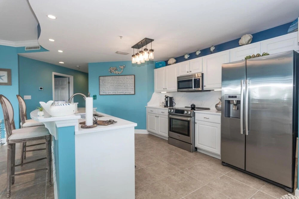 1732 W. County Hwy 30A Unit 401