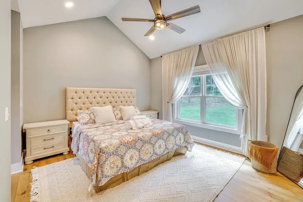 9 Mi to Smith Mountain Lake: Getaway in Moneta!