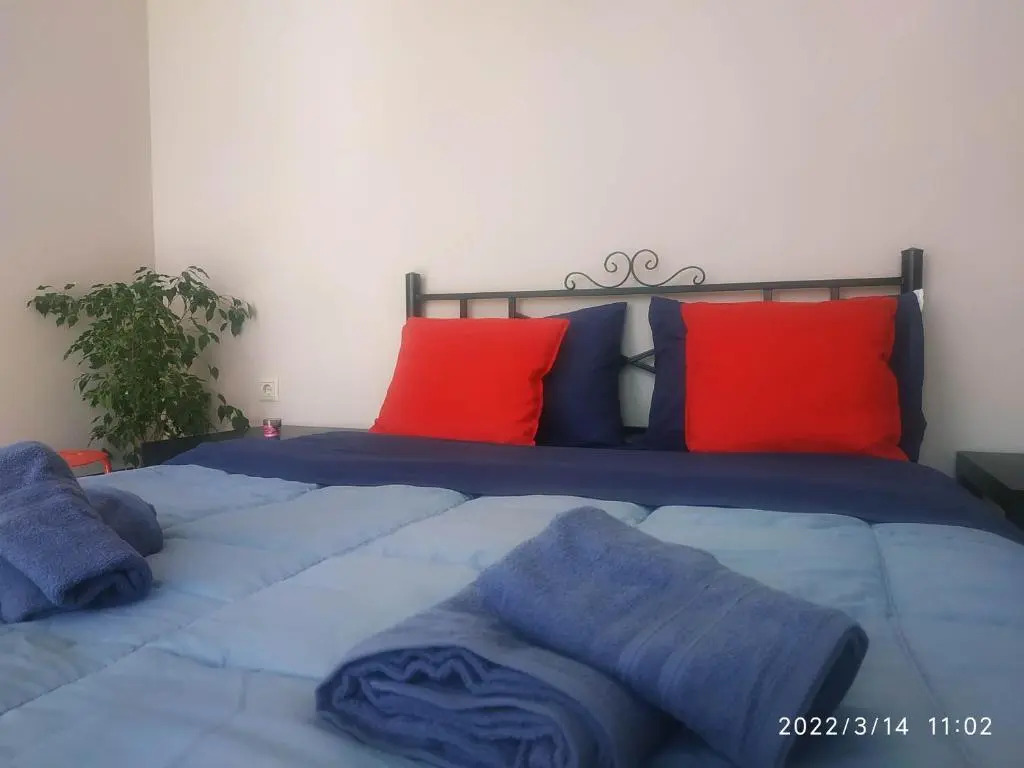 STUDIOS POSEIDONIA apartments 50 & 70 sqm with sea view