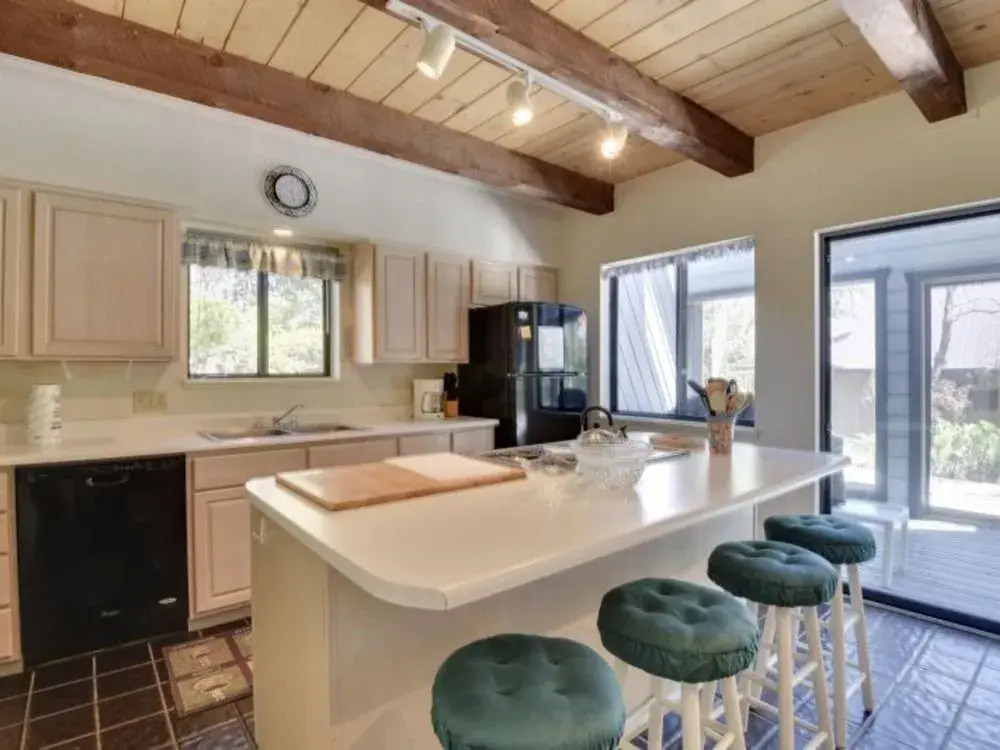 64 Fairway Place 3 Br Home by RedAwning