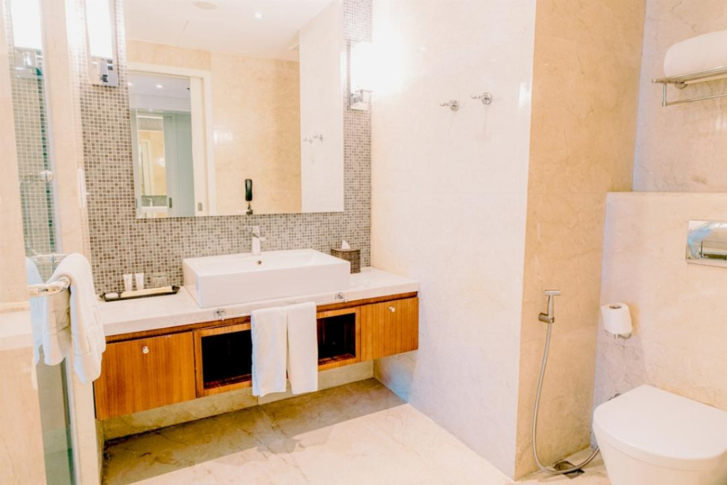 MCollection - Convenient City Stay in Iloilo Business Park