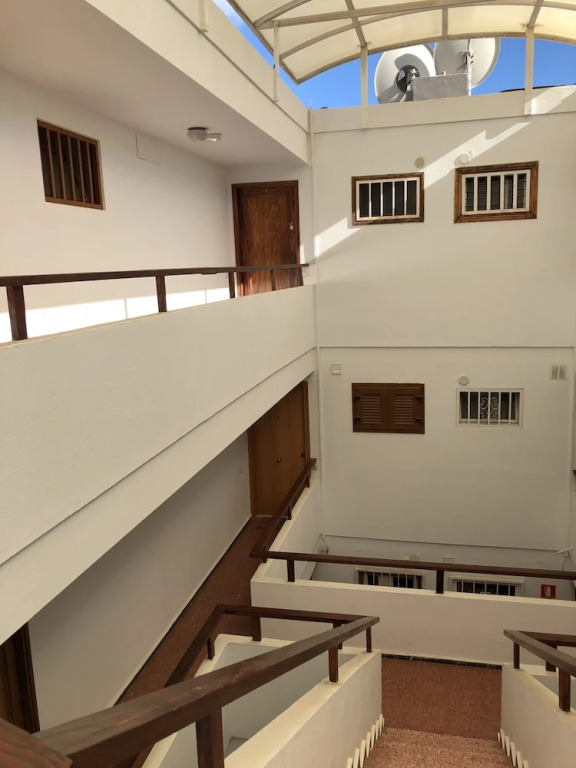 Two bedroom apartment 2 min from beach