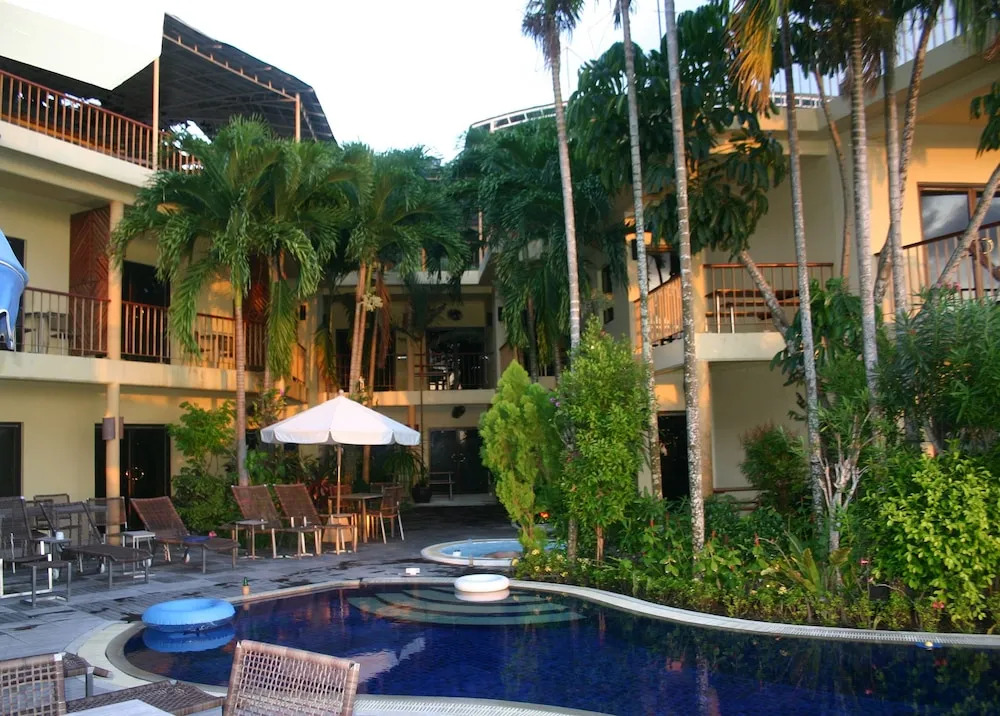 Hilltop Hotel