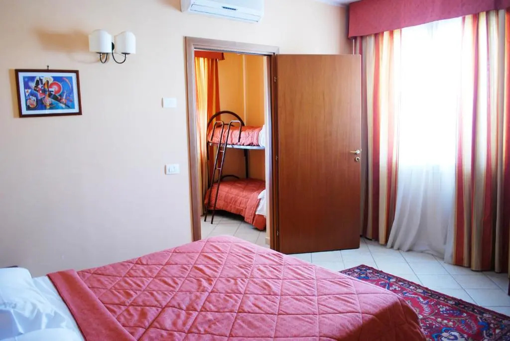 Greta Rooms Hotel