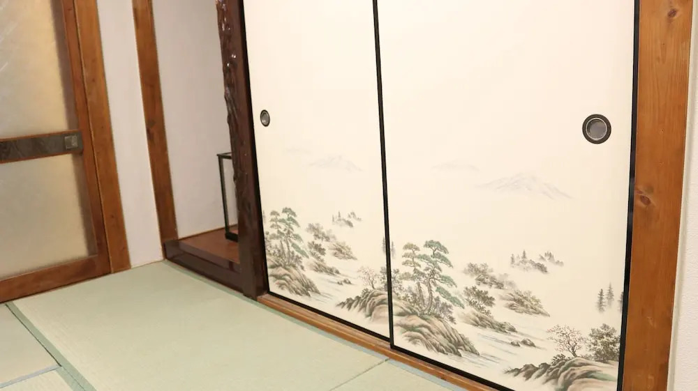 花溪居 岳