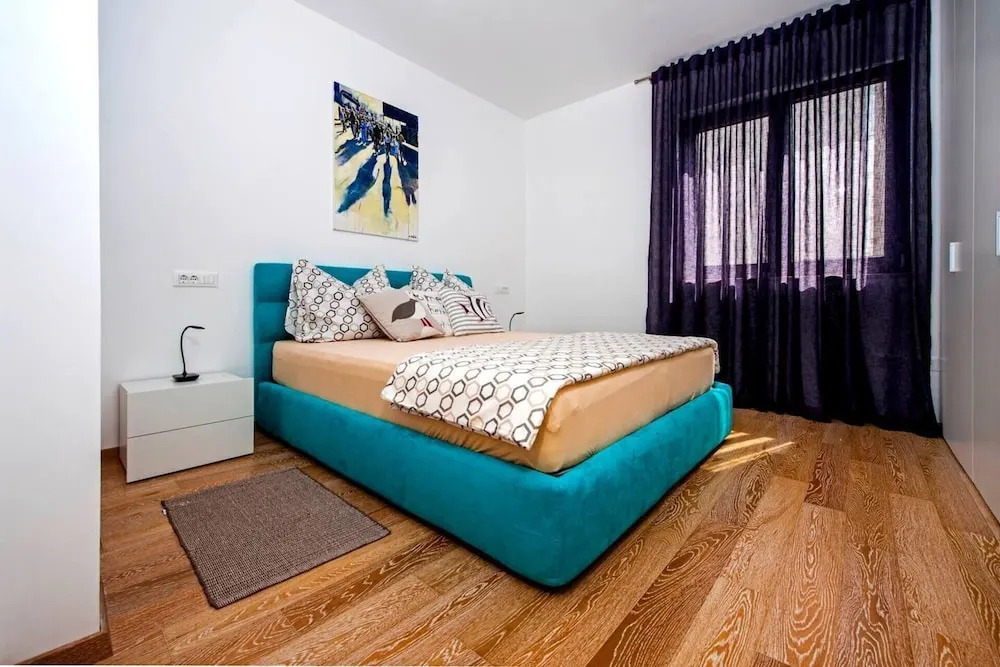 Lovely Luxury 2-bed Apartment in Rovinj