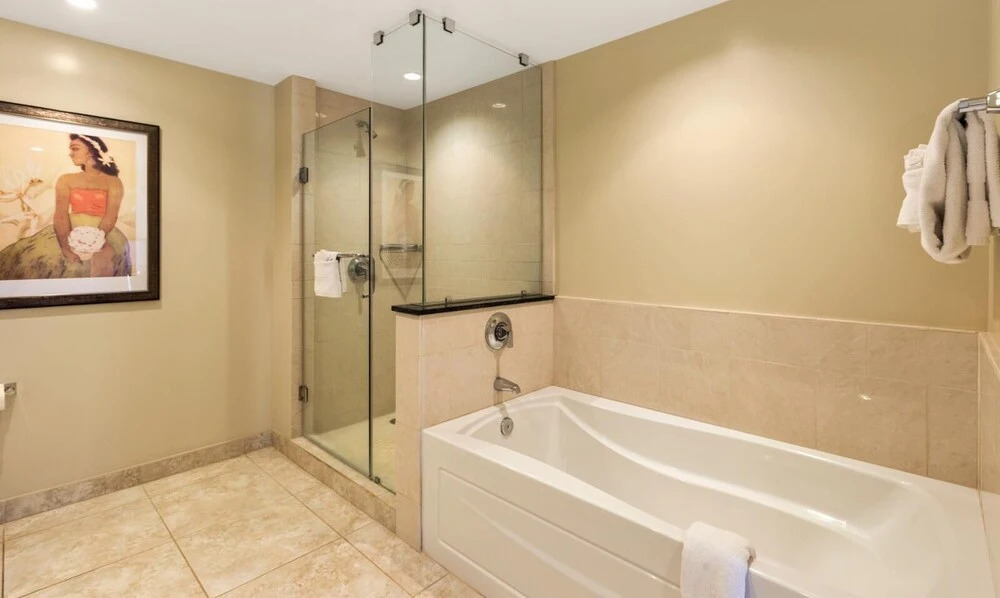 K B M Resorts- Hkh-442 Spacious 2bd, Ocean Views, Chefs Kitchen, Steps to Beach and Spa!