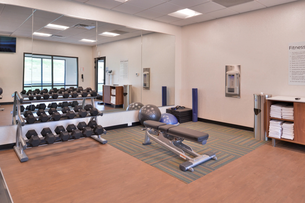 Holiday Inn Express & Suites - Olathe West by IHG