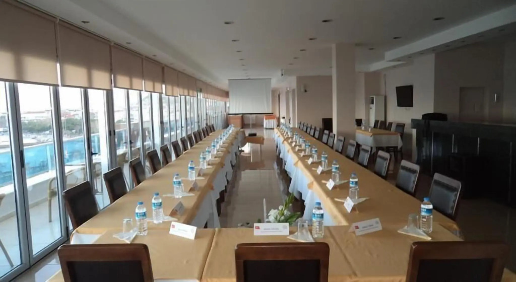 Perla Otel