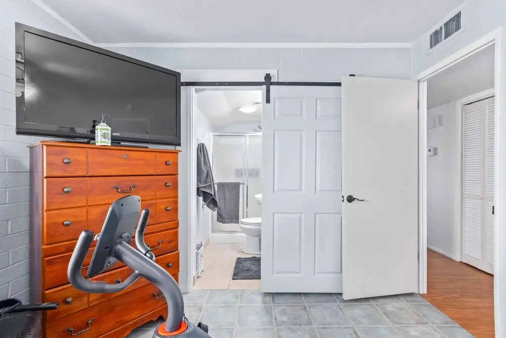 105th Sun City 2 Bedroom Home by Redawning