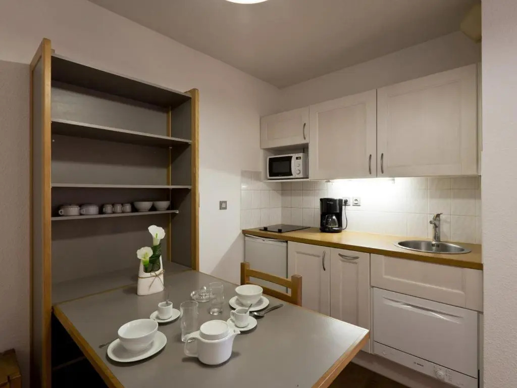 Appartement Brides-les-Bains, 1 pièce, 2 personnes - FR-1-512-114