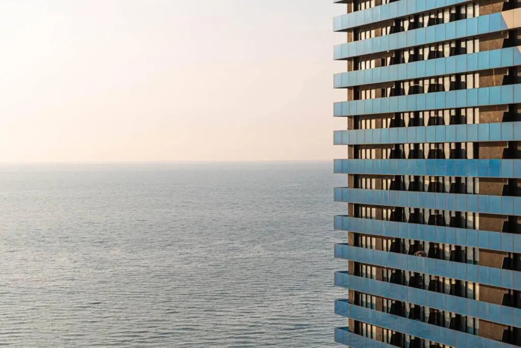 Super Cozy Apartment 36th Floor, Sea and Mountain View