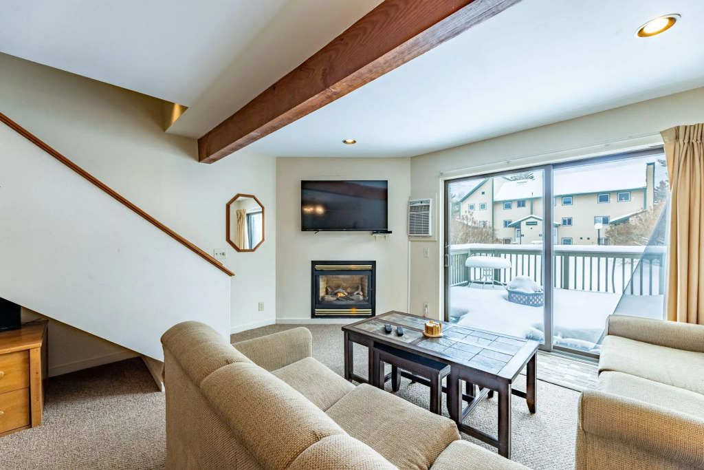 4BR Private Townhouse at Smugglers Notch Resort