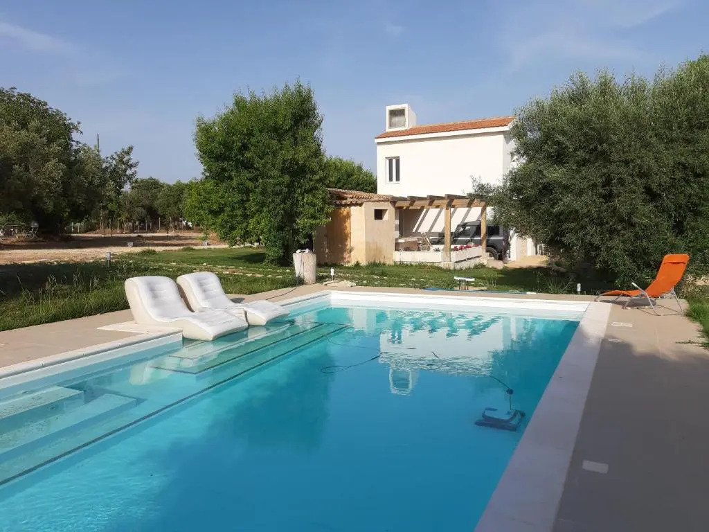Levante4Ponente Con Piscina