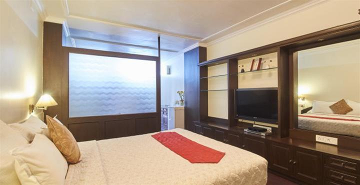 Bloom Hotel - Juhu