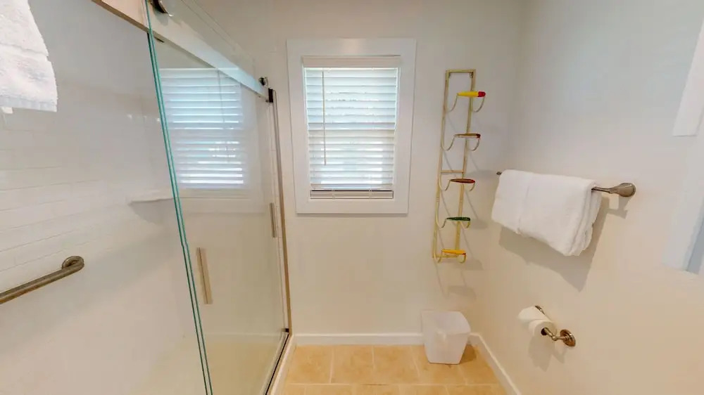 Hipnautic 2 Bedroom Condo