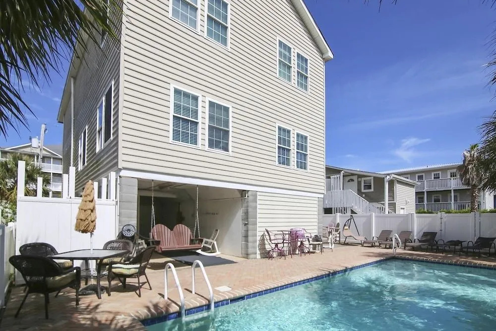 Island Girls House 217 - 6 Br Home