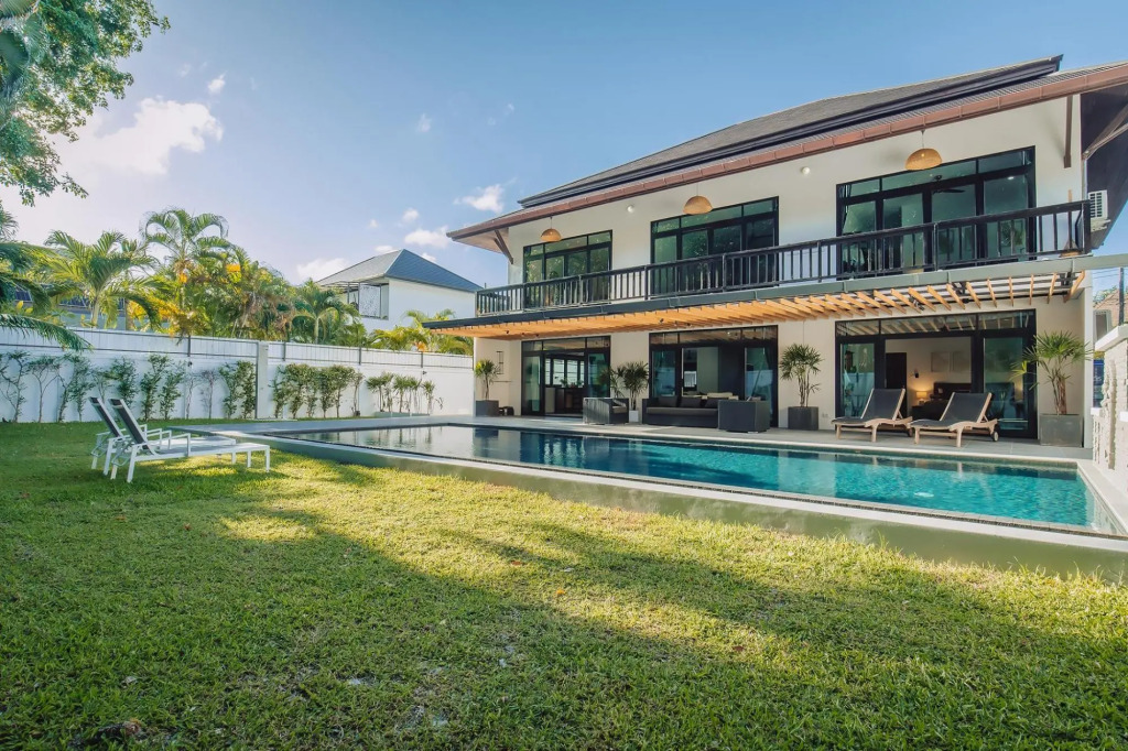 Eden Pool Villa