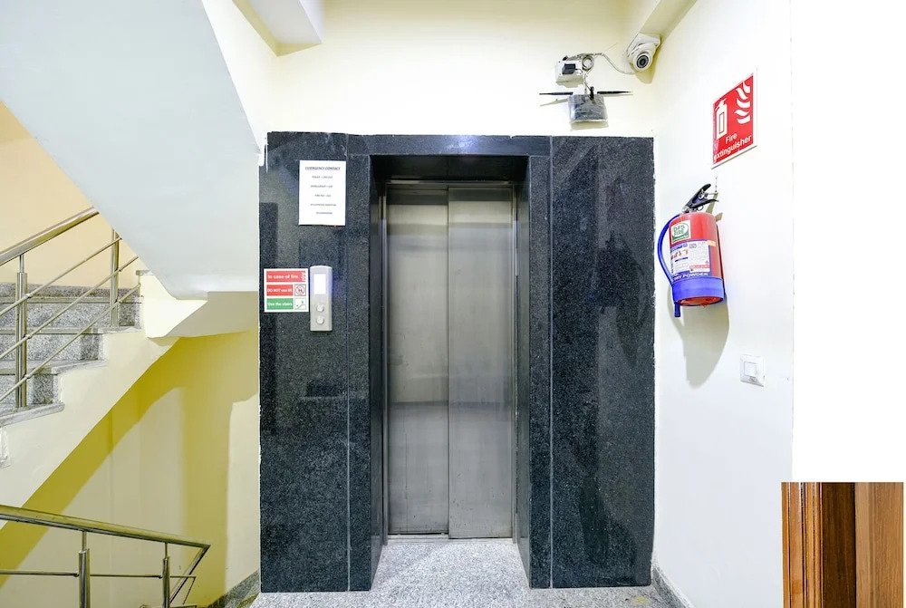 FabHotel Rose Residency