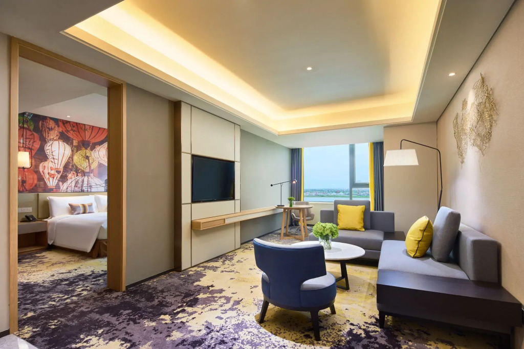 The Qube Hotel Shanghai Sanjiagang - Offer Pudong International Airport and Disney shuttle
