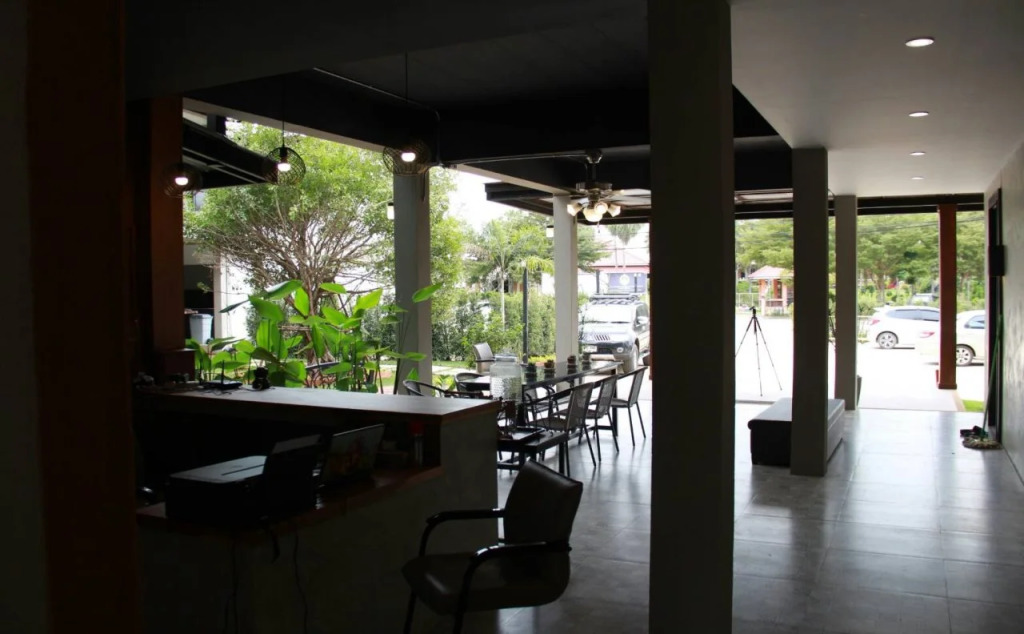 Anantaya Home