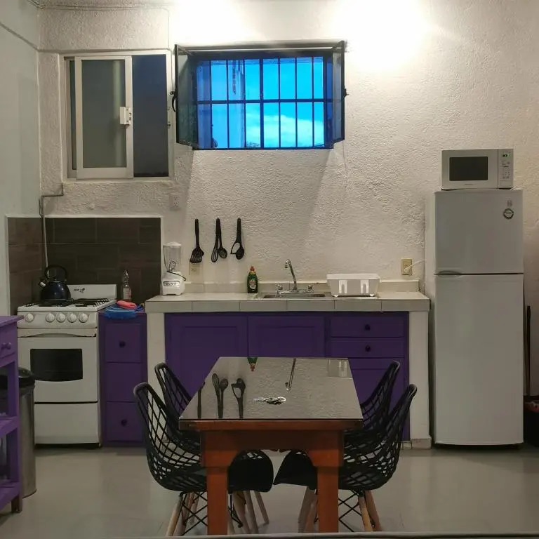 2 bedroom apartment with a/c Wi-Fi best location!