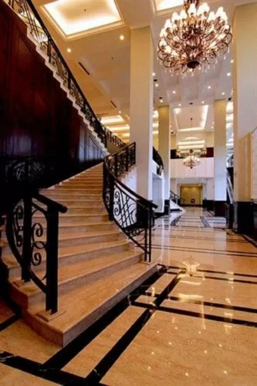 Royal Kuningan Hotel