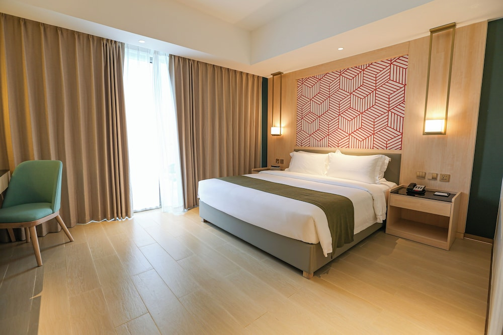 Luxu Hotel and Resort