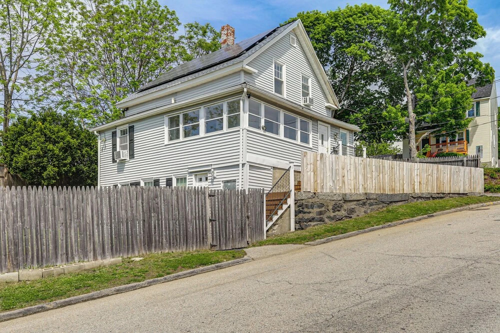 Home Near Skiing & Downtown Worcester