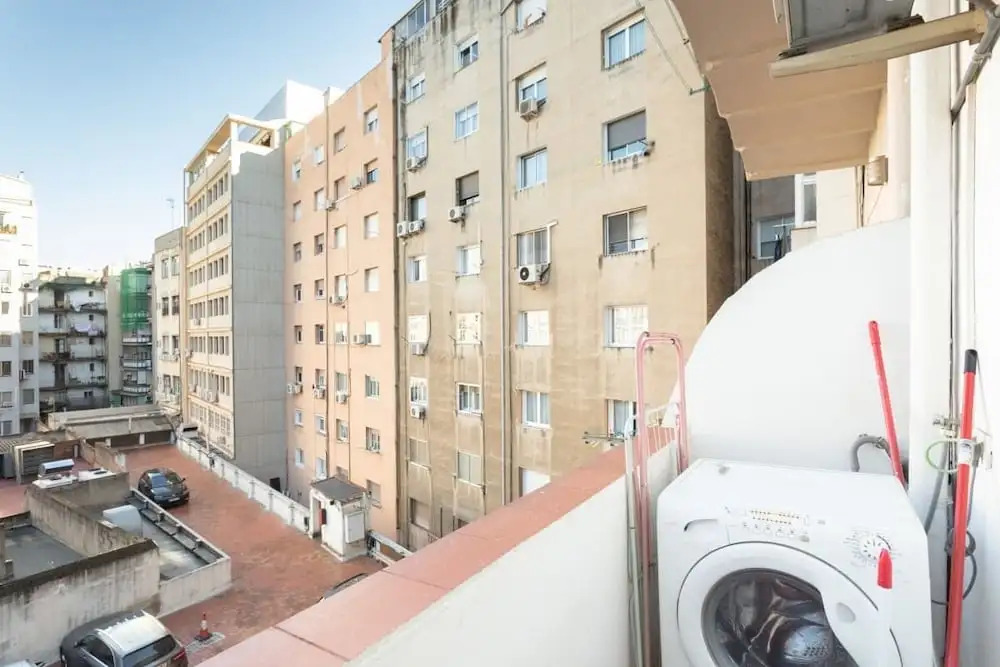 Cosy 4bdr in Exiample, 10mins to Plaza Catalunya