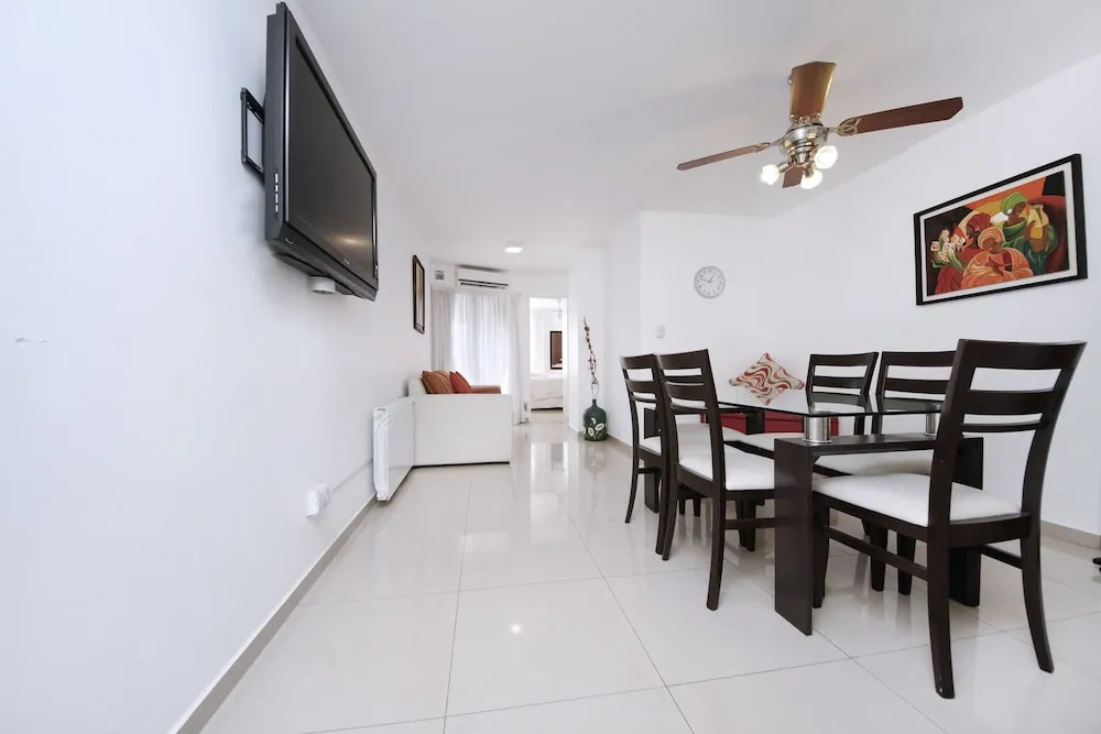 Bvd. Illia Apartment AN4