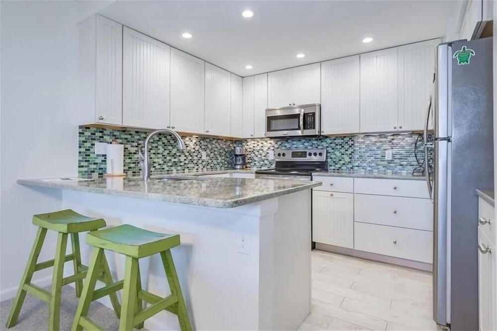 Sea Oats 321 2 Bedroom Condo by RedAwning