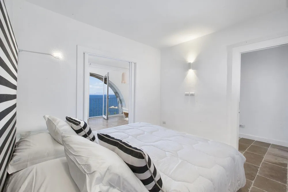 Estate4home - Villa San Montano