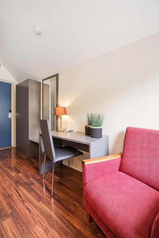 Enter Viking Apartment Hotel