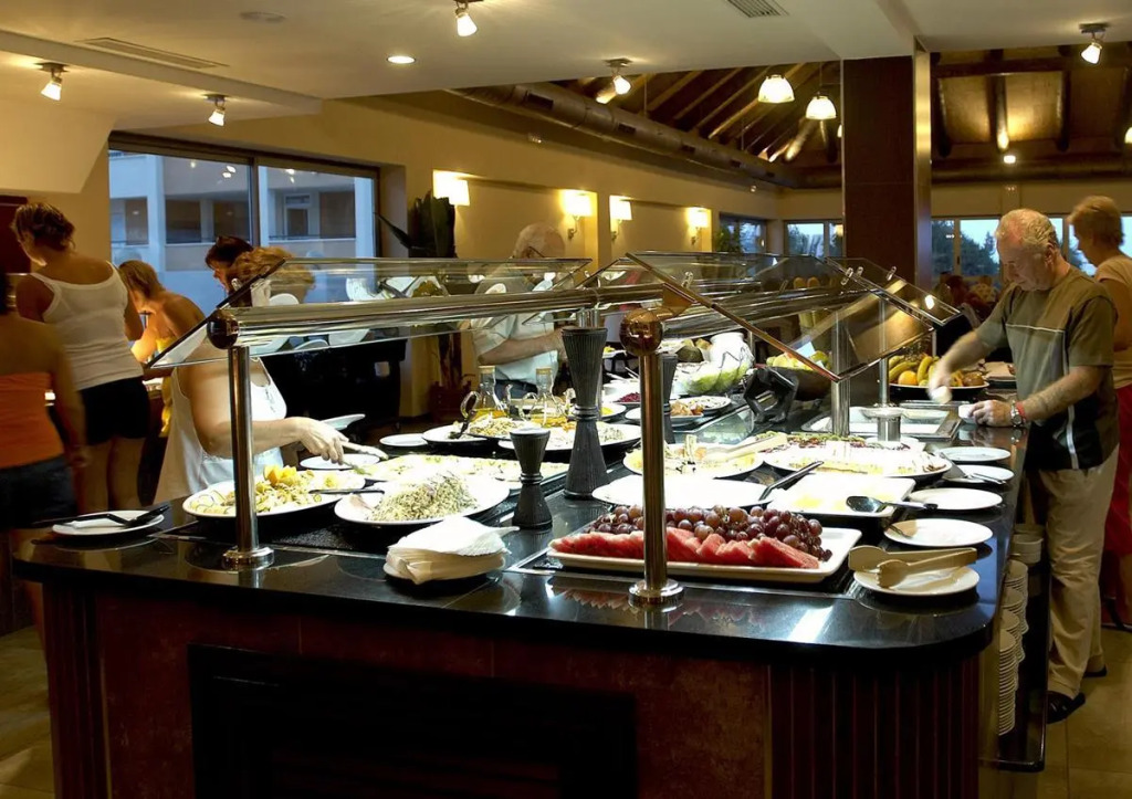 Marvell Club Hotel & Apartments