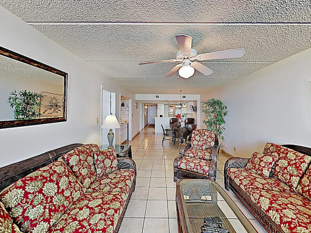 New Listing! Relaxing Beachfront Oasis W/ Pools 2 Bedroom Condo