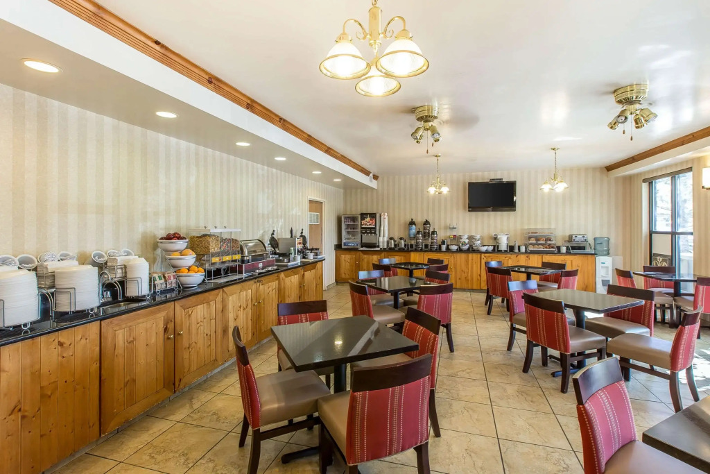 Comfort Suites Summit County