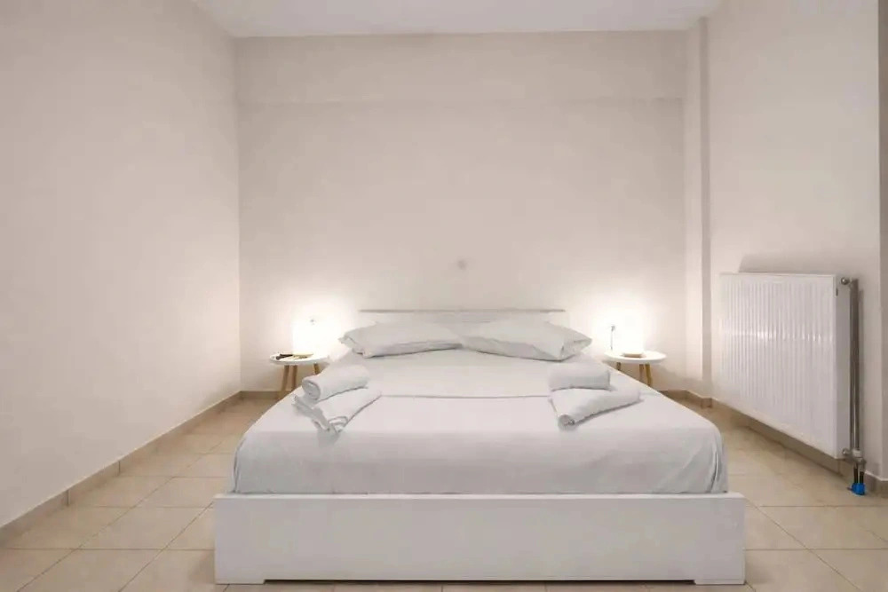 Messinian Aura-beachfront Escape in Mikra Mantinia