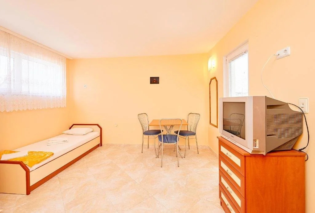 Guest House Nadin