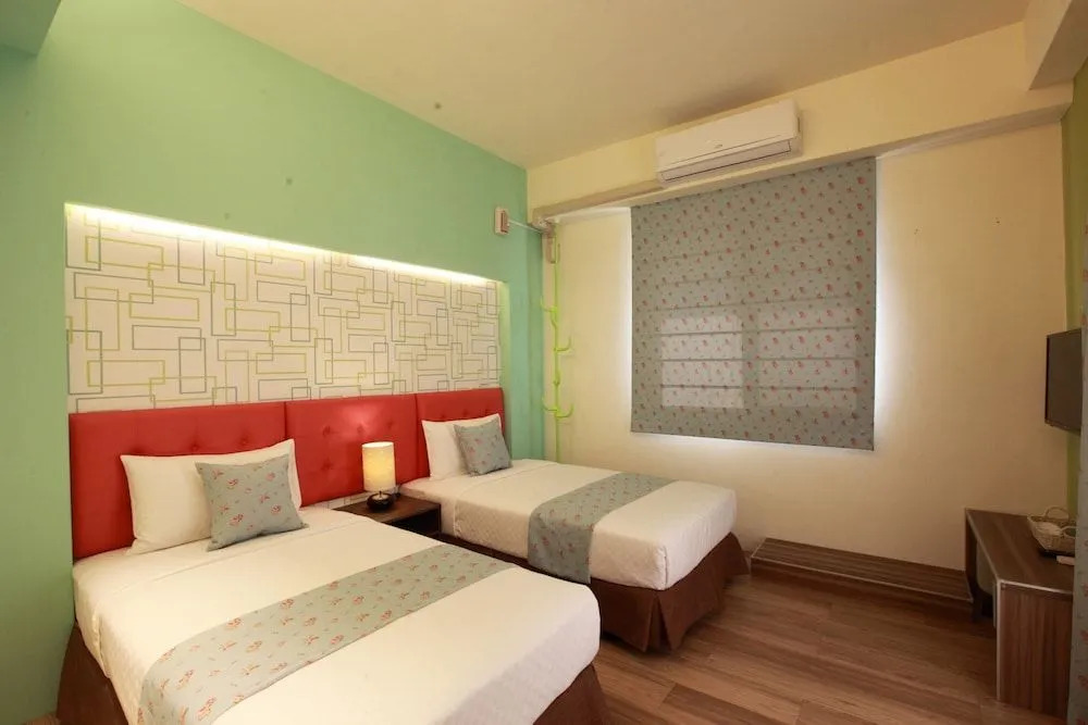 Heyuan B&B