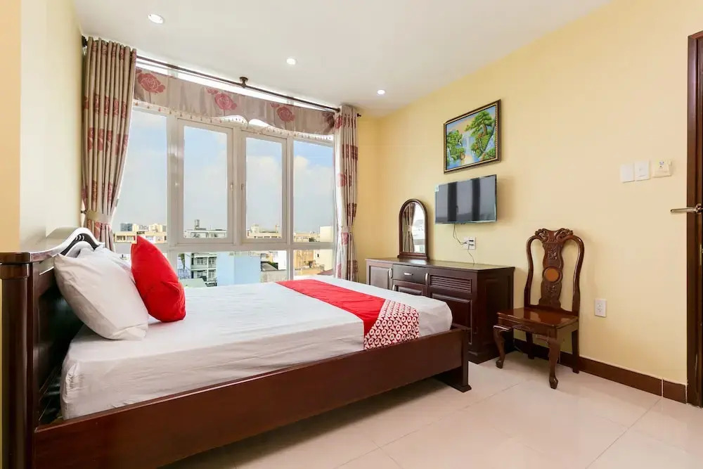 Di Tan Hotel by OYO Rooms
