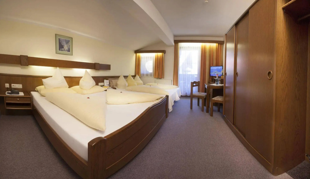 Hotel Margit