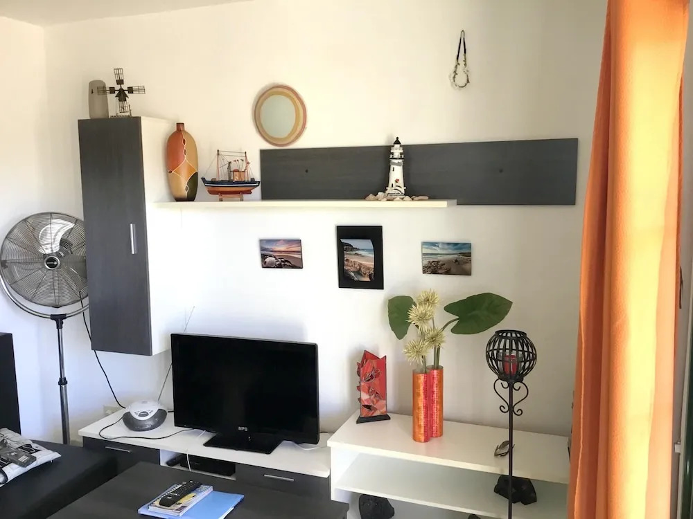 Apartment With one Bedroom in Antigua, Las Palmas, With Pool Access, F