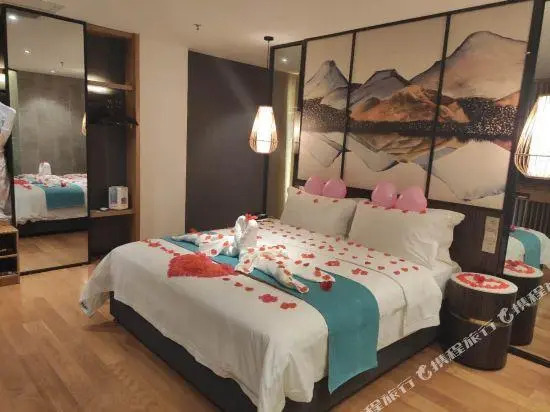Xiadou Hotel (Nanning Nanhu Square Metro Station Store)