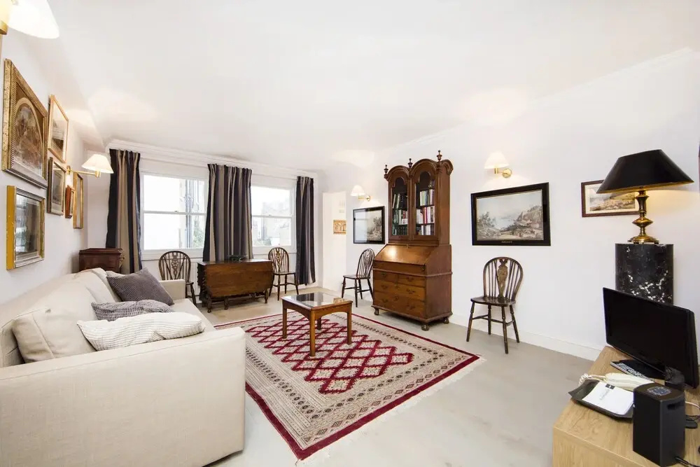 Comfortable one bedroom apartment in Notting Hill, Lambton Place near Portobello