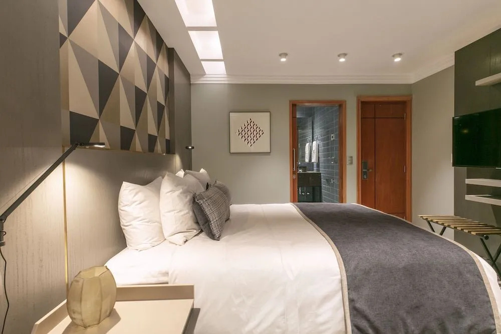 Golden Bay Hotel Boutique